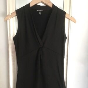 Le Chateau Black top.  Size Extra Small. EUC.